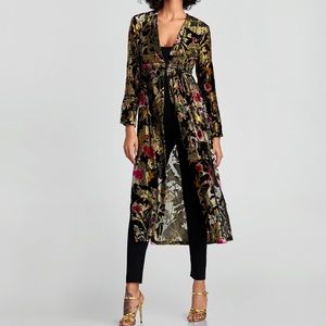 GORGEOUS ZARA Combined Floral Jacquard Kimono